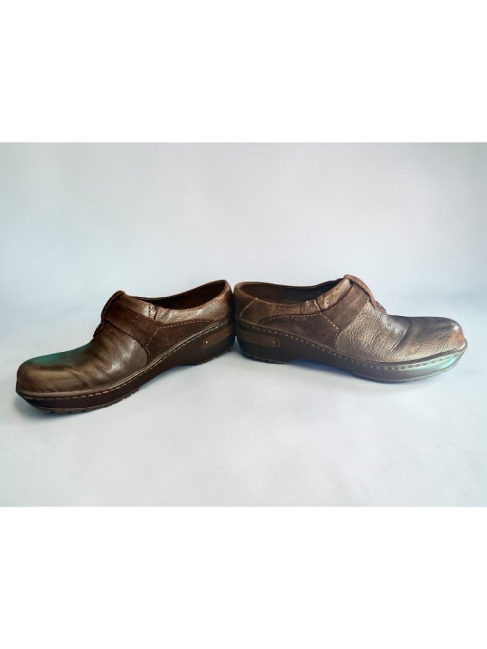 Born size 7  Slip On Shoes  Brown Leather B72623 - Picture 5 of 9